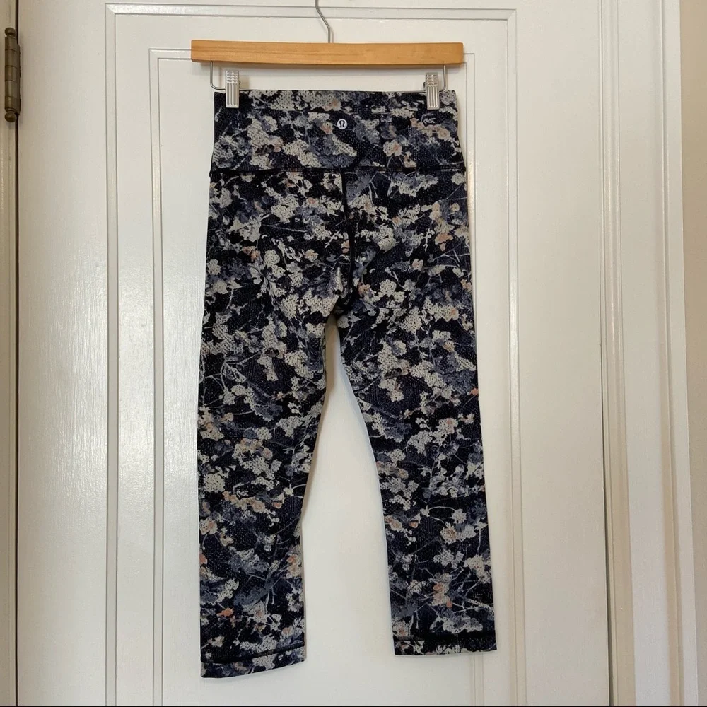 Lululemon High Rise Wunder Under leggings